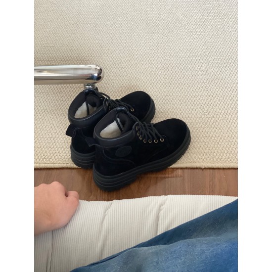 Ugg Shoes Top Quality
Women 35-41