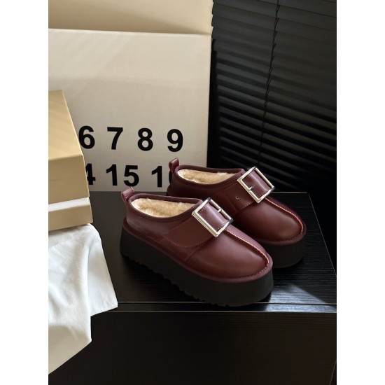 Ugg Shoes Top Quality
Women 35-41