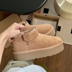 Ugg Shoes Top Quality
Women 35-41