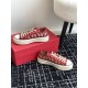 Valentino Shoes Top Quality
Women size 35-41
Men size 39-45