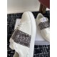 Valentino Shoes Top Quality
Women size 35-41
Men size 39-45