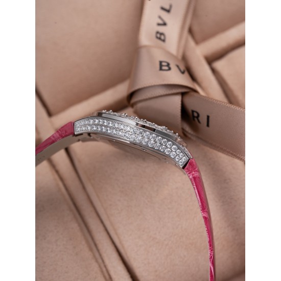 Van Cleef Watch: Top Quality