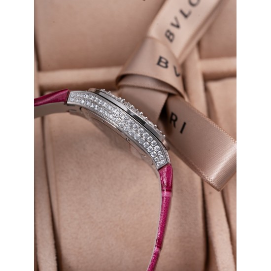 Van Cleef Watch: Top Quality