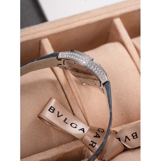 Van Cleef Watch: Top Quality