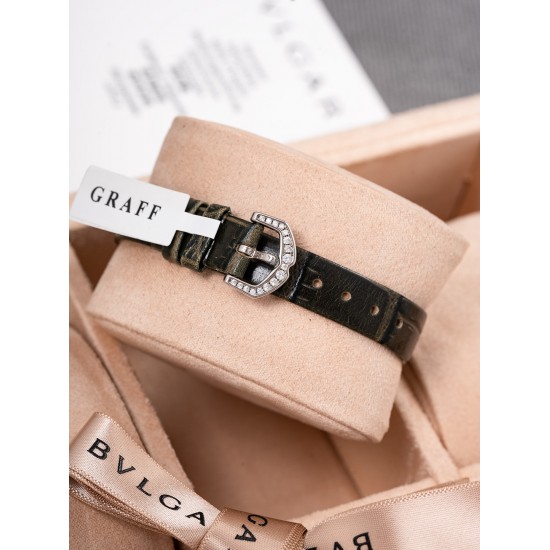 Van Cleef Watch: Top Quality