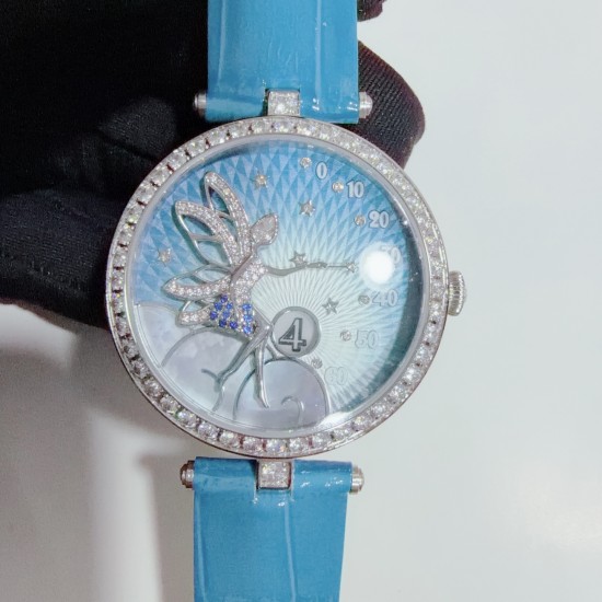 Van Cleef Watch: Top Quality