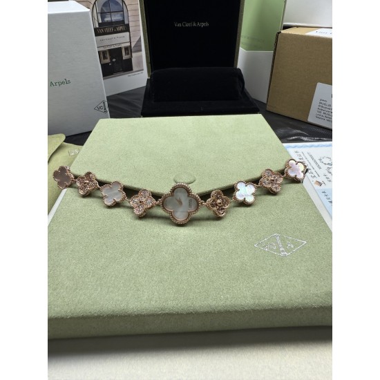 Van Cleef Watch: Top Quality