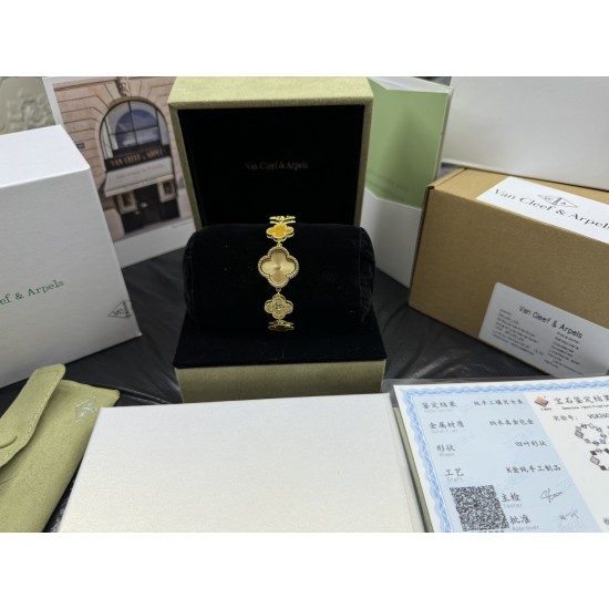 Van Cleef Watches: Top Quality