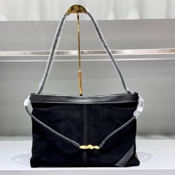 BV Brushed Patchwork Leather Reversible Large
Model No.: Large: 99088
         Small: 99091#
Large size: 47*37cm
Small size: 40x35cm
Material：Frosted Patchwork Leather