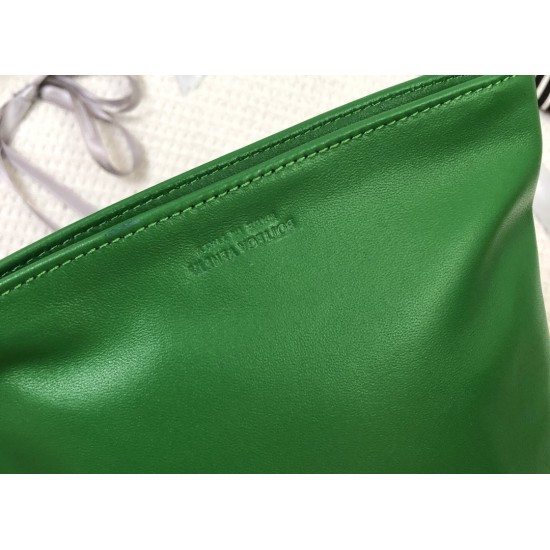 Mini Twist Jodie- Individual and Classic
Blow up this Daniel Lee to create a chic bag is really getting more and more favored by street people! Sheep 