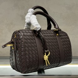 B new dual-purpose pillow bag versatile fashion models
  Model No.: 9902#
  Size: 25x12.5x16cm