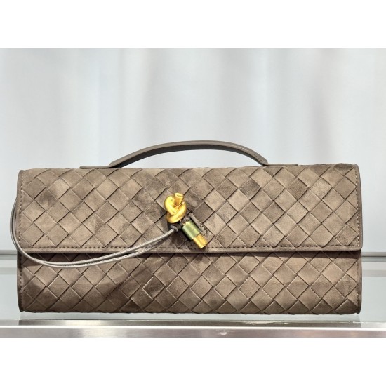 New Weave Clutch Bag / Slant Down Bag Frosted Leather
Size: 34X14X7
Model No. 9906-2#
#The tiny one is really super lightweight and textured, super elegant!
