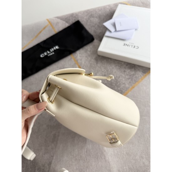 420 Arc de Triomphe backpack milkshake white stars interpretation of the new BONNIE small shoulders backpack charm super small and cute body exquisite and practical iconic for the Arc de Triomphe logo Add a sense of high class bag with a full set of packa