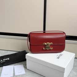 360 Triumph armpit bag red classic style versatile king hardware using pairs of zp real thick gold plating technology head layer calf leather shaping while maintaining the feel with the picture package size 2051154cm