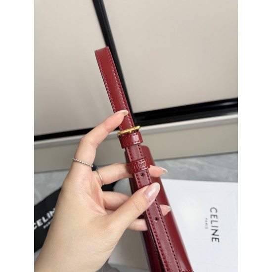 360 Triumph armpit bag red classic style versatile king hardware using pairs of zp real thick gold plating technology head layer calf leather shaping while maintaining the feel with the picture package size 2051154cm