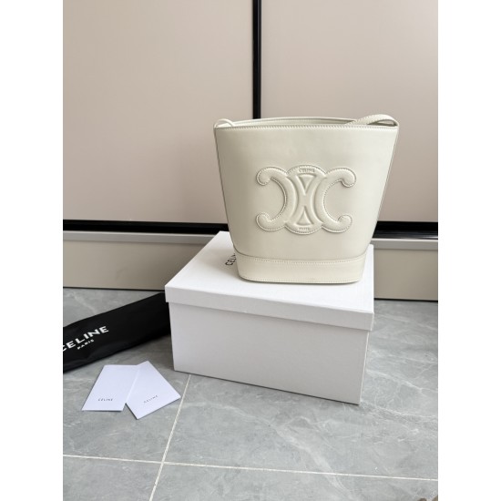 360 cuir bucket bag white Arc de Triomphe embossed full leather crossbody bucket understated simplicity casual small style belongs to the more you look the more you like the model of the classic cowhide leather texture superb with the picture package size