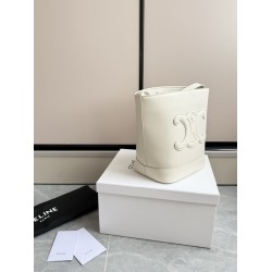 360 cuir bucket bag white Arc de Triomphe embossed full leather crossbody bucket understated simplicity casual small style belongs to the more you look the more you like the model of the classic cowhide leather texture superb with the picture package size
