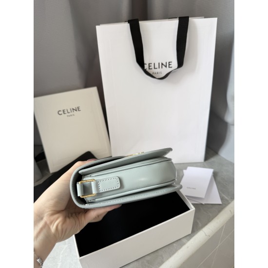 380 Real Gold Arc de Triomphe Saddle Bag Ice Blue Hardware using real thick gold plating technology head layer cowhide Details on zp development super cost-effective version with box packaging Size 185166cm