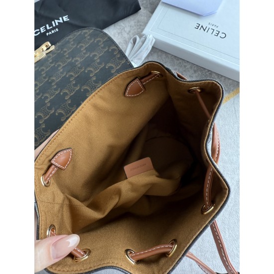 420 Arc de Triomphe backpack old flower pvc with head layer cowhide texture superb stars interpretation of the new BONNIE small shoulder backpack charm super small and lovely body exquisite and practical logo for the Arc de Triomphe logo to add a sense of