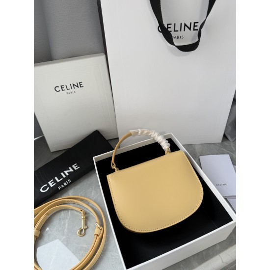 380 Arc de Triomphe handbag saddle bag yellow mini handbag hardware using pairs of zp real thick gold plating technology customized pairs of version cowhide leather playful and cute mini small bag with box packaging size 1551155cm