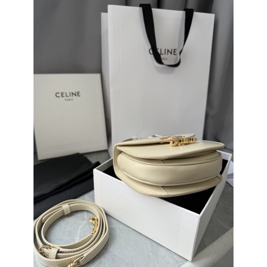 380 Arc de Triomphe Tote Saddle Bag Milkshake White Mini Tote Bag Hardware is made of pairs of zp real thick gold plating technology customized pairs of version of cowhide leather playful and cute mini small bag with box packaging size 1551155cm