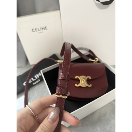380 Arc de Triomphe Tote Saddle Bag Burgundy Mini Tote Hardware using pairs of zp real thick gold plating technology customized pairs of version of cowhide leather playful and cute mini small bag with box packaging size 1551155cm