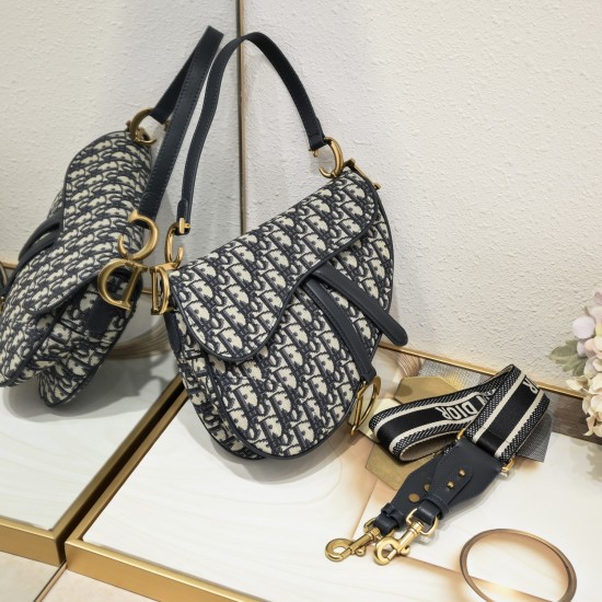 Webbing shoulder strap 240 large, opposite hardware with box Dior saddle old flowers series of the highest version of the whole network with the counter original shoulder strap large size 255 x 20 x 65 cmBe a classic with classics fashion is easy to die c