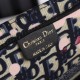 Flower cloth Medium 160 lock edge high quality inside and outside pattern with pictures silk scarf new upgrade Medium Dior Book Tote old flower series most people consume luxury brands first thought is to buy practical classic models but in fact, like DI0