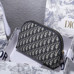 Alphabet models 180 Dior oblique old flower makeup bag clutch bag capacity need not be said la girls out of the travel have to have such a storage wow 23x17x9cm Model CD8787