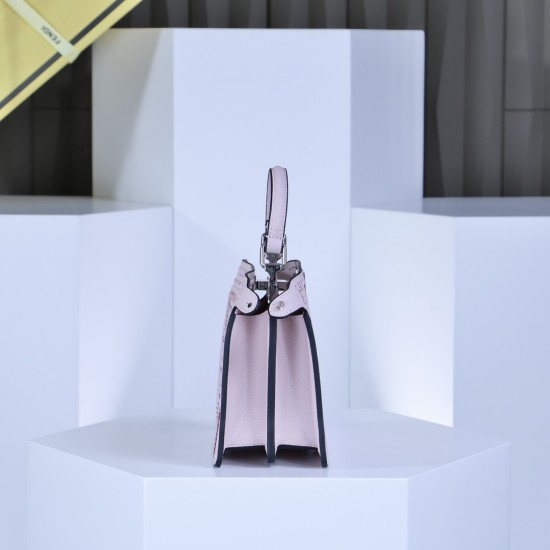 360 model 33208 the iconic peekaboo iseeu ideal compact handbag is hand stitched with 306 stitches in the same color with large bright threads representing traditional selleria craftsmanship in a selection of dove grey cuoio romano leather with signature 