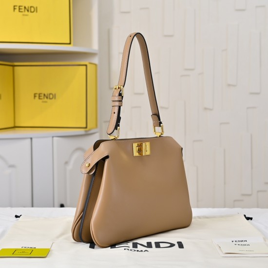 270 Model 8803 Plus Chain Plus 30 Trumpet Handbag Latest Organ Pleat Shape Full Leather Hand Feel Fine Hard Details Exquisite to the point Both compartments can be opened on both sides of the full capacity is also very stylish High-value and practicality 