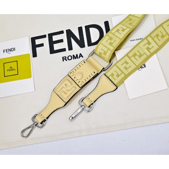 350 model 7705 the iconic peekaboo iseeu ideal compact handbag is hand-stitched with 306 stitches in the same color and large bright threads representing traditional selleria craftsmanship in a selection of dove grey cuoio romano leather with iconic natur