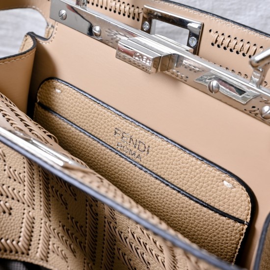 380 model 3372 the iconic peekaboo iseeu ideal compact handbag is hand stitched with 306 stitches in the same color with large bright threads representing the traditional selleria craftsmanship in a selection of dove grey cuoio romano leather with signatu