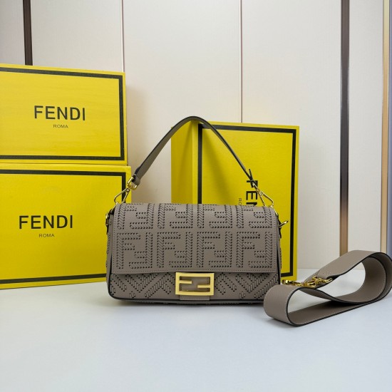 390Fendi baguette bag with 306 stitches of the same color mini bright thread hand-stitched to represent the traditional Selleria craftsmanship with the iconic natural grained calfskin leather by the use of no metal tanning process is more versatile as lon