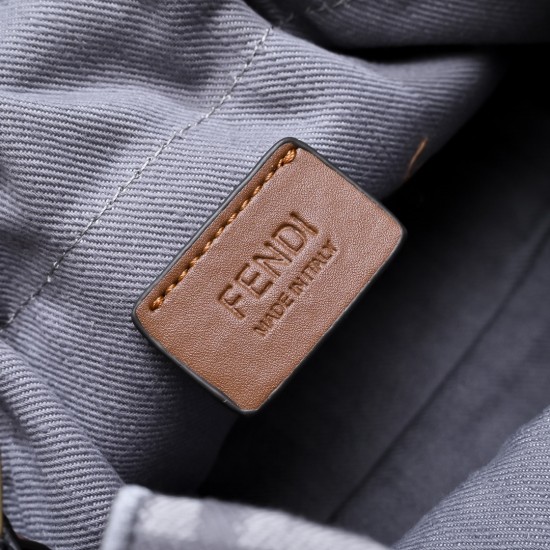 210 Model 7716 Plus Chain Plus 30 The new Mamma Baguette is coming to you with the double combination of baguette and lucky bag The most gentle bag on the net is not one of the soft and sticky lambskin leather is also too tender Both lazy and high-grade I