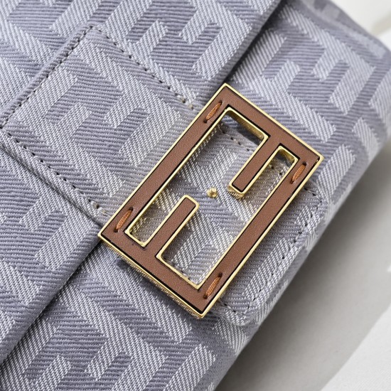 210 Model 7716 Plus Chain Plus 30 The new Mamma Baguette is coming to you with the double combination of baguette and lucky bag The most gentle bag on the net is not one of the soft and sticky lambskin leather is also too tender Both lazy and high-grade I