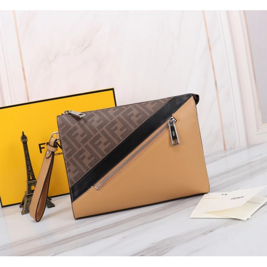 Brand FENDI Fendi style PVC black stripe men's men's bag Item No. 368568 color brown material head layer imported Napa cowhide double letters PVC size 27205FENDI upgraded version of the small monster men's men's bag made of imported head layer of Napa cow