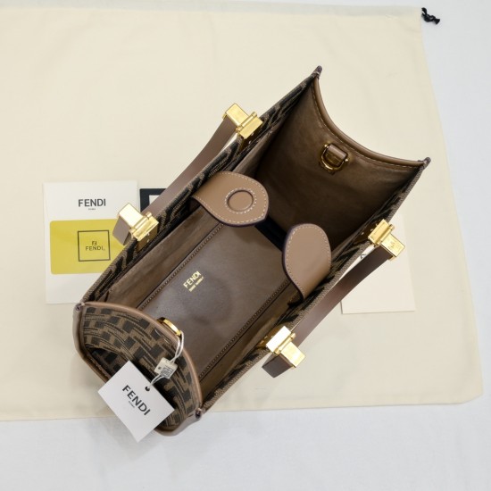 Small 230 in stock 7722FI TOTE Tote Sunshine Handbag Classic Double F Old Flower Body Amber Double Handle is the biggest focus of the whole bag Single twisted on the very aura also does not strangle the hand Overall retro sense is superb Ideal for the fas