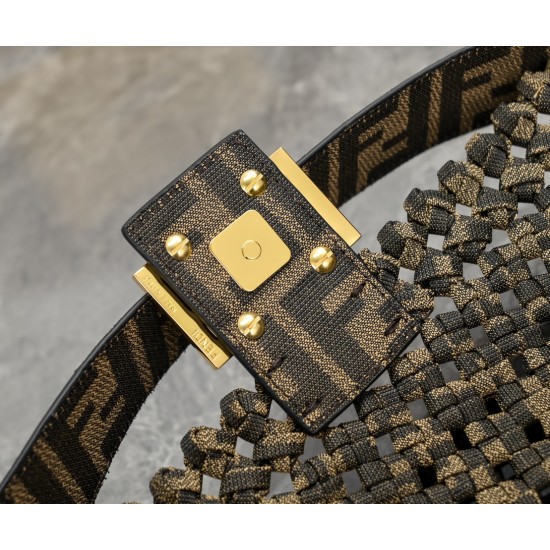 260 now Model 7713FI New Old Flower Woven Baguette Iconic Baguette Medium Handbag with Flap Design with FF Magnetic Closure FF Jacquard Fabric Woven Strap on the body is super good to see the highest rate of pieces can be a variety of retro with the class