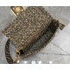 260 now Model 7713FI New Old Flower Woven Baguette Iconic Baguette Medium Handbag with Flap Design with FF Magnetic Closure FF Jacquard Fabric Woven Strap on the body is super good to see the highest rate of pieces can be a variety of retro with the class
