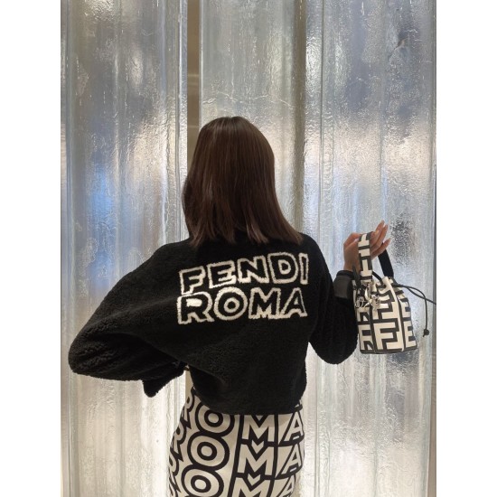 Fendi 印花水桶包 上身参考型号8950黑白 尺寸18CM
