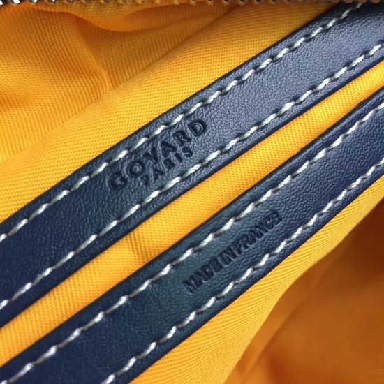 Goya bean curd bag Camera bag Wu Yifan the same models men and women are very good with the unisex bag small volume large capacity very practical a crossbody bag shoulder strap adjustable size 23714cm P130