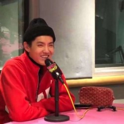 Goya bean curd bag Camera bag Wu Yifan the same models men and women are very good with the unisex bag small volume and large capacity is very practical a crossbody bag shoulder strap adjustable Size 23714cm P130