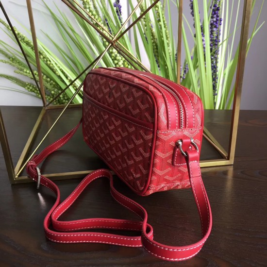 Goya bean curd bag Camera bag Wu Yifan the same models men and women are very good with the unisex bag small volume and large capacity is very practical a crossbody bag shoulder strap adjustable Size 23714cm P130