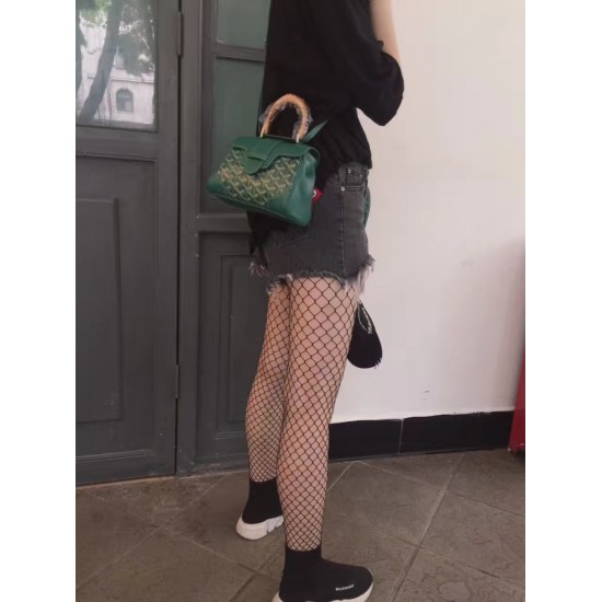 goyard goyard sigon bag mini sigon bag handbag crossbody dual purpose bag saddle bag dog tooth bag kelly bag P260 size top width 18cm height 15cm bottom bottom length 20cm bottom thickness 9cm