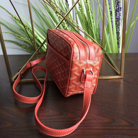 Goya bean curd bag Camera bag Wu Yifan the same models men and women are very good with the unisex bag small volume and large capacity is very practical a crossbody bag shoulder strap adjustable Size 23714cm P130