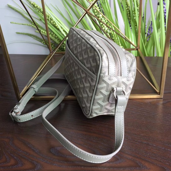 Goya bean curd bag Camera bag Wu Yifan the same models men and women are very good with the unisex bag small volume and large capacity is very practical a crossbody bag shoulder strap adjustable Size 23714cm P130