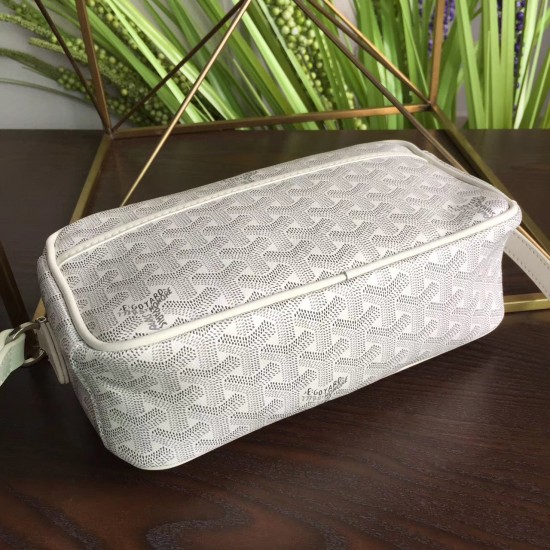 Goya bean curd bag Camera bag Wu Yifan the same models men and women are very good with the unisex bag small volume and large capacity is very practical a crossbody bag shoulder strap adjustable Size 23714cm P130