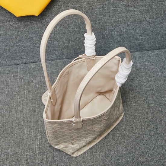 Goya Reversible Mini Tote Bag Reversible Counterflower with Leather Goya Leather Tote Bag Bottom Length 20 Top Length 28 Bottom Width 11 Height 20 Hands High 18cm P140