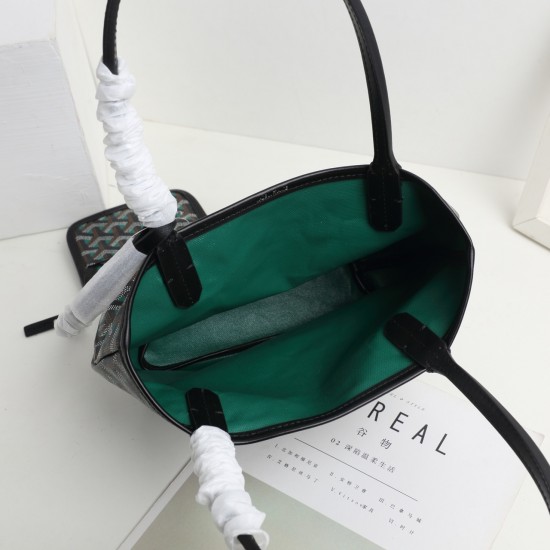 goyard Women's Bag Illusion mini Tote Single Reversible Genuine Leather Snapchat Bag Shopper P130 Size Bottom Length 20 Pocket Length 28 Bottom Width 11 Bag Body Height 20 Hands Raised 18cm